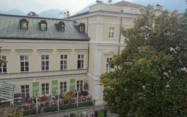 Hager Apartment