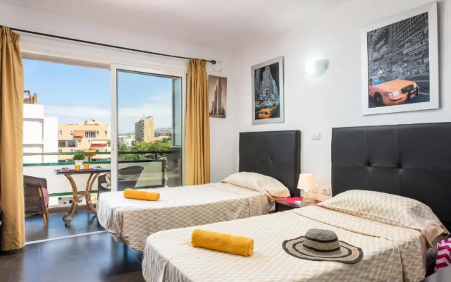 603 Studio Comodoro first sea line