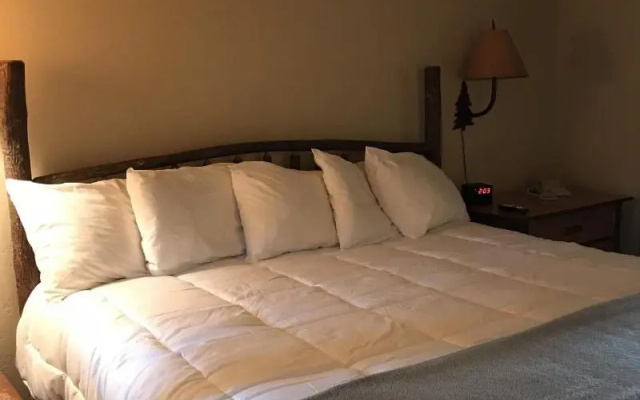 Mountain Lake Lodge