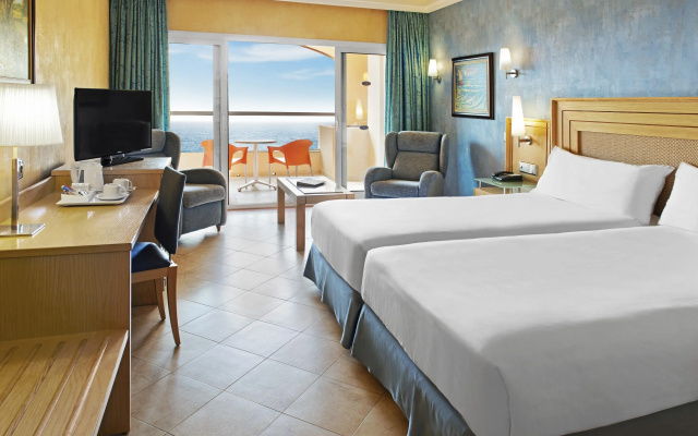 Elba Sara Beach & Golf Resort