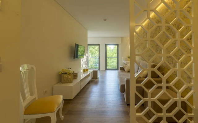 Terrace Serra