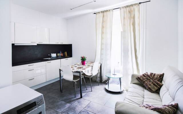 Апартаменты Comfort Apartments by LivingDownTown комната для гостей