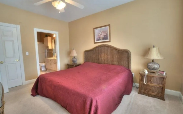Magnolia Pointe 203 4821 2 Br condo by RedAwning