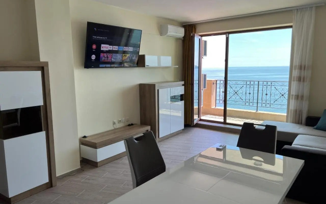 Sea View Apartment