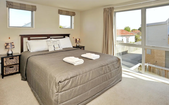 Regents 94B - Christchurch Holiday Homes