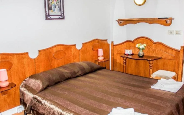 Hotel Cheia