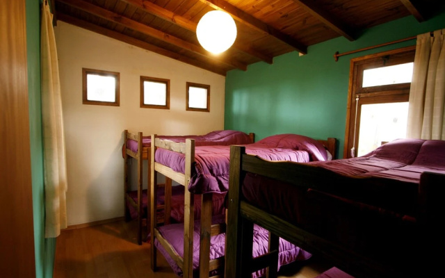Pie De Via Hostel