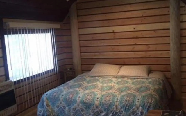 Alexander lake lodge