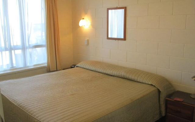 Shortland Court Motel
