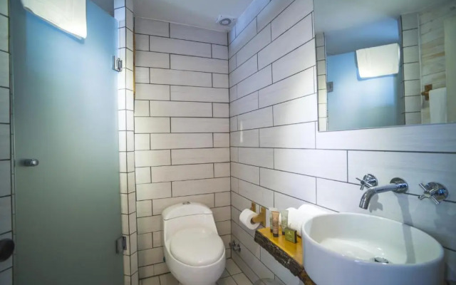 Weskar Patagonian Lodge