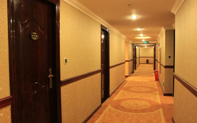 Jinguan Hotel