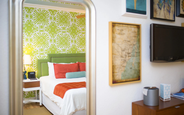 Отель Circa 39 Miami Beach by IHG