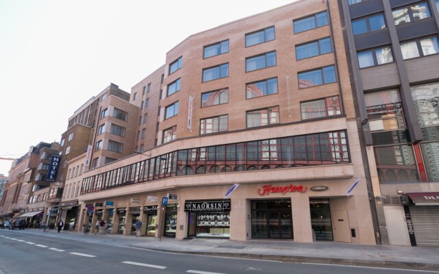Отель Hampton by Hilton Antwerp Central Station Бельгия, Антверпен - отзывы, цены и фото номеров - забронировать отель Hampton by Hilton Antwerp Central Station онлайн вид на фасад