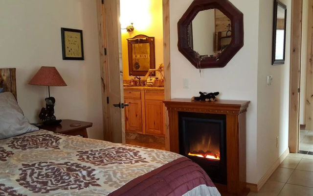 Elktrace Bed & Breakfast