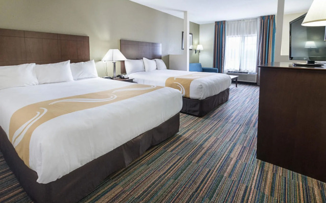 Quality Suites Temple I-35
