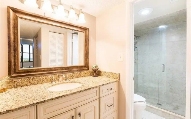 Barefoot Trace 115 - Two Bedroom Condo