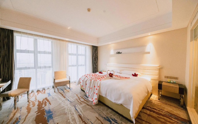 Chongqing Hechuan Wenyue (France) Resort Hotel