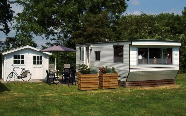 Stacaravan 169 5* camping De kuilart in Friesland