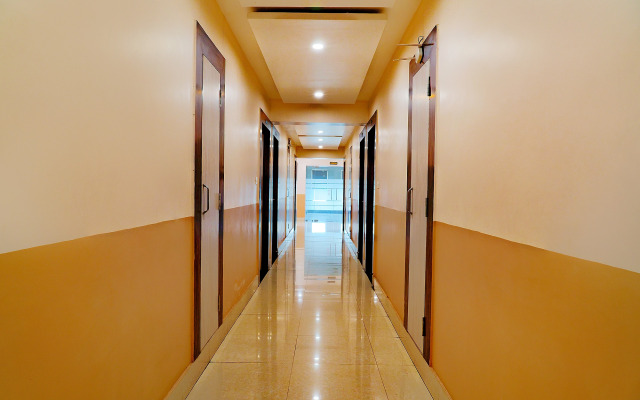 Fabhotel Kanchan Plaza