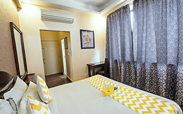 OYO 12086 Hotel Panchsheel