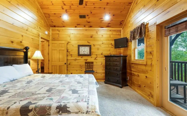 Private 8BR Gatlinburg Cabin w Amazing Views