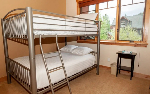 Settler's Creek by Summit County Mountain Retreats