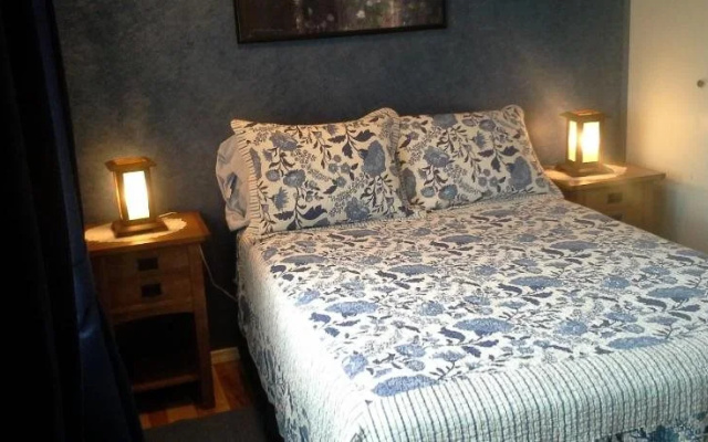 Arbour Cottage B & B
