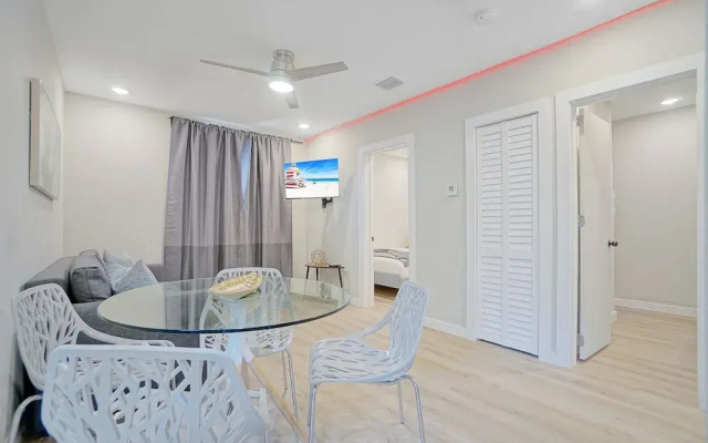 Stylish East Little Havana Flats