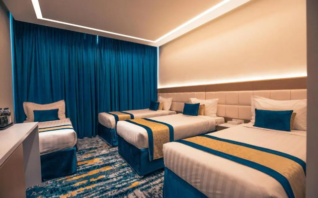 Taj Park Hotel