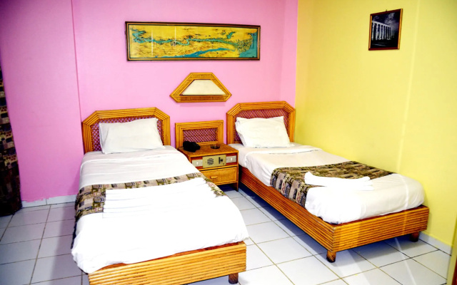 Отель Gaddis Hotel