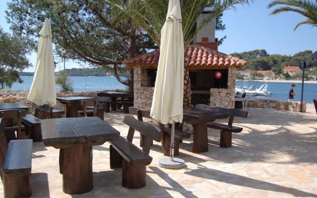 Modern Holiday Home With Terrace, Near the Sea