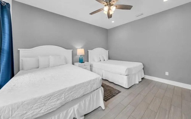 White Sands Beach Retreat, Panama City Beach