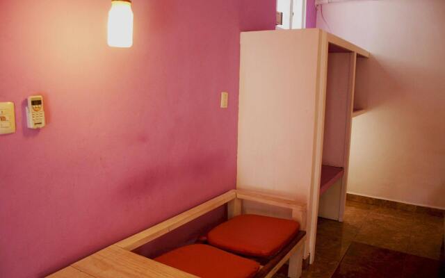 Отель The Yak Hostel Мексика, Плая-дель-Кармен - отзывы, цены и фото номеров - забронировать отель The Yak Hostel онлайн комната для гостей