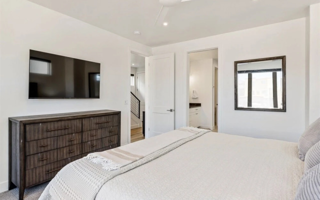 1 Chill Casa 5 Bedroom Home