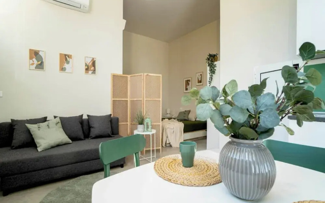 Room-triple Room in Frassino Apartment