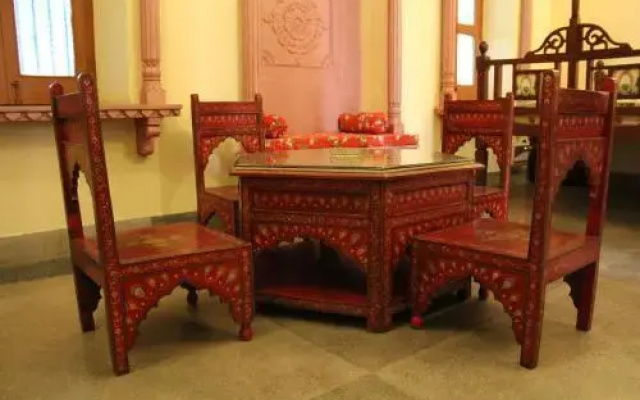 Ishwari Niwas Palace