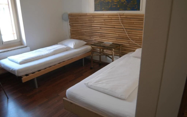 Lindas Beauty Hostel