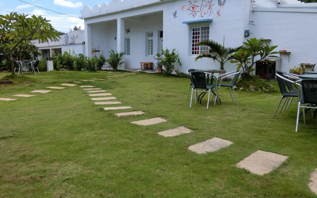 DreamButterfly Pet & Nature Hostel