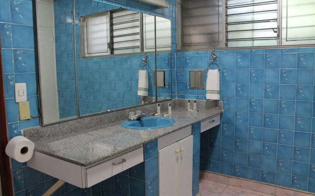Hostal Cocos Inn