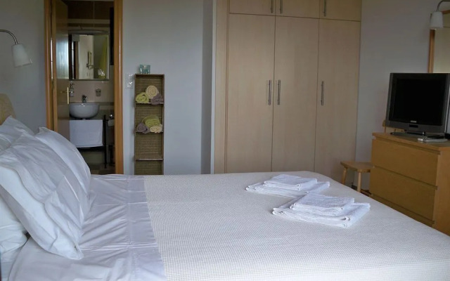 Miraluna Aparthotel