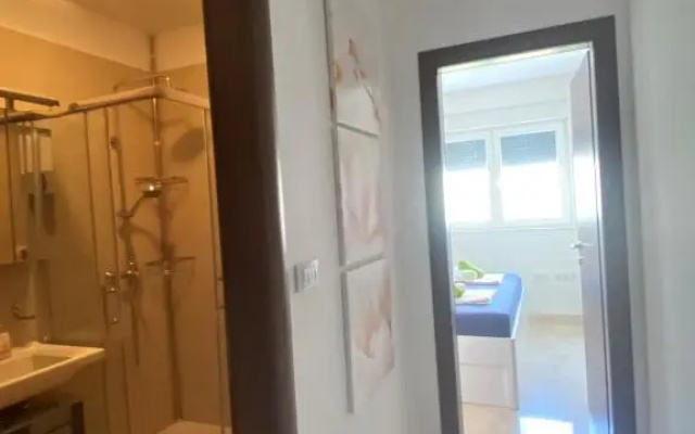 Luxury Apartment Ani with Pool 100m to See