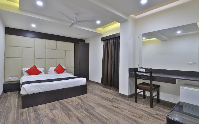 Capital O 41581 Hiriz Hotel