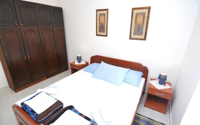 Apartments & Rooms Vanja