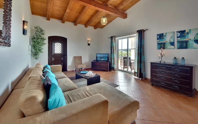 Villa Monte De Madrinha