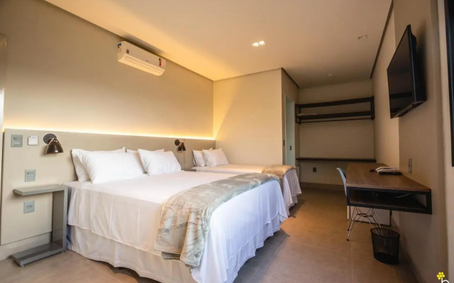 Naim Hotel