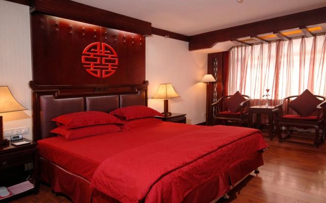 Gold Source Hotel