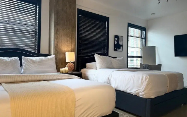 Tuck Hotel