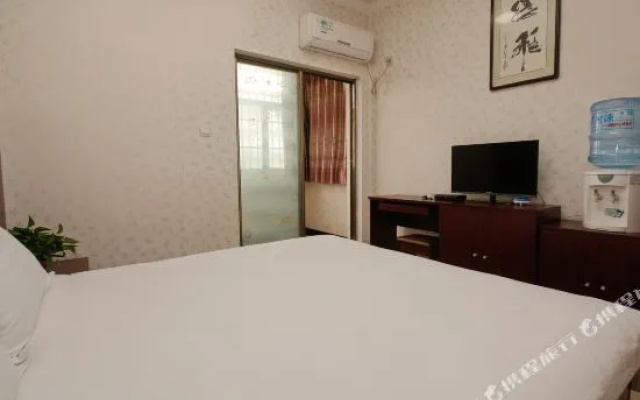 TY E-Sports Hotel (Xi'an Xianyang International Airport)