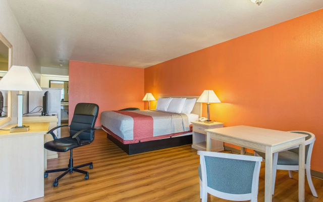 Motel 6-Lordsburg, NM