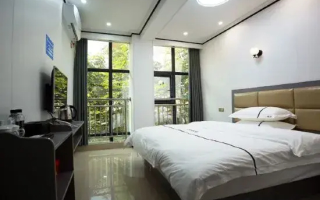 Junxin Hotel